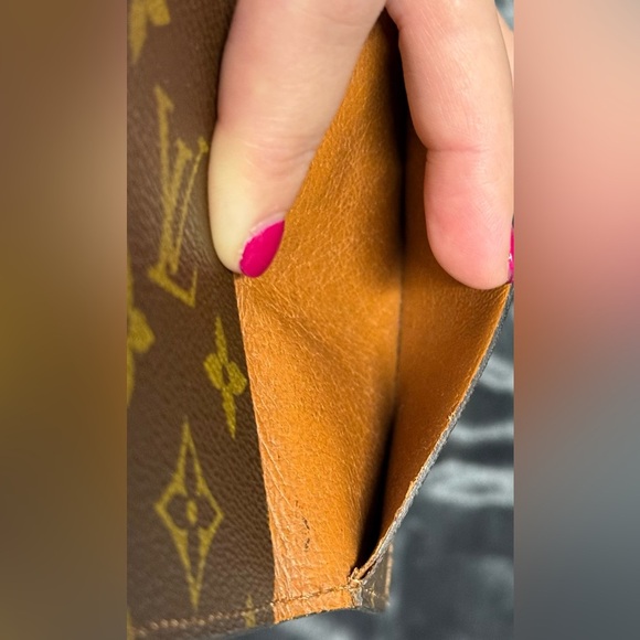 Louis Vuitton vintage card holder - Picture 6 of 10